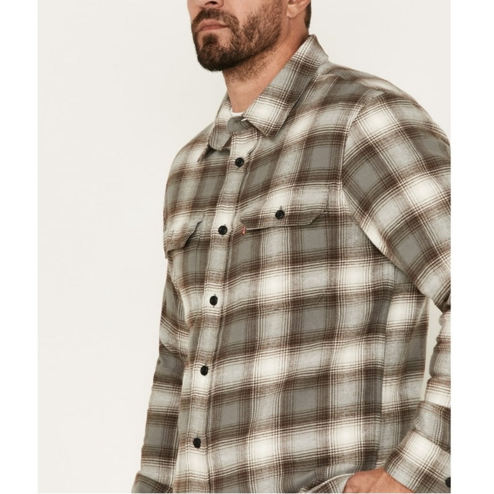 Levi’s Men’s Classic Worker Flannel Plaid Button-Down